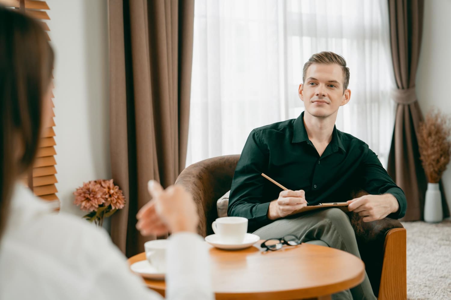 Psychologue, psychiatre, psychopraticien : qui consulter… et pour quoi ?- Psy One Art - Psychopraticienne